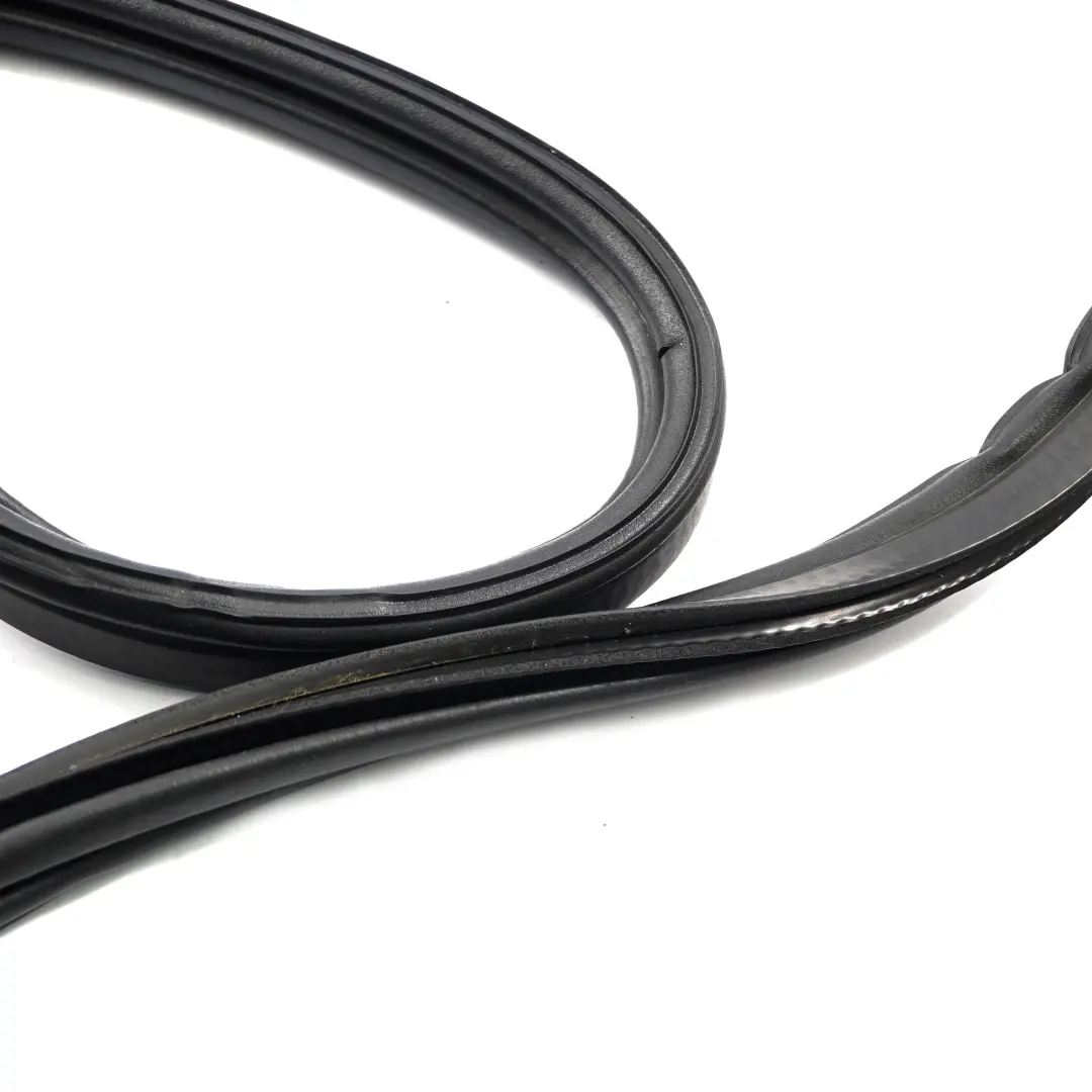 Couvercle Coffre Protection Bordure Arrière Joint Caoutchouc pour BMW X5 F15 à propos du numéro de pièce 7385847 BMW X5 F15 Couvercle Coffre Protection Bordure Arrière Joint Caoutchouc - SKU 7385847 - Numéro de pièce 7385847