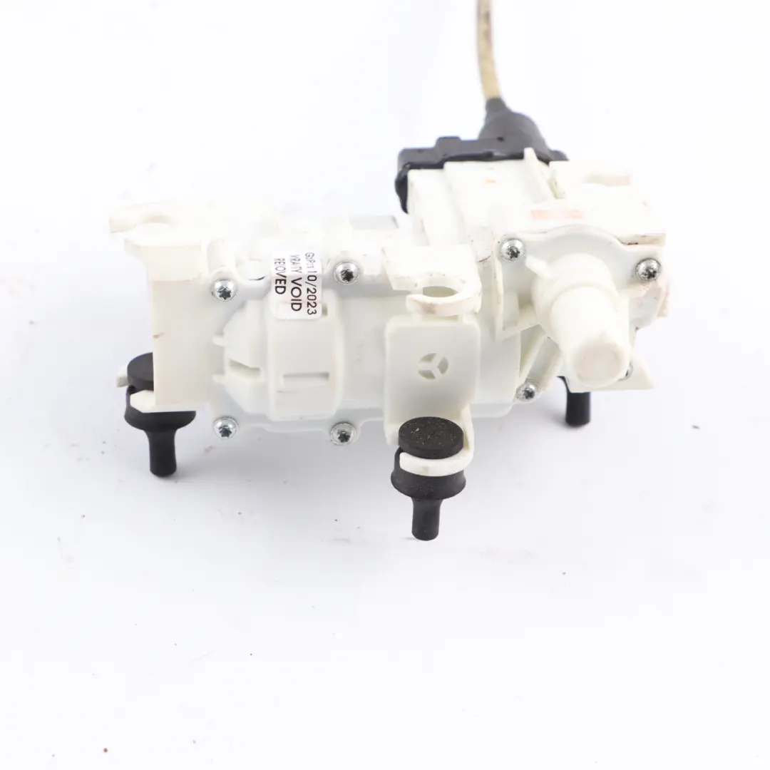 Soft Close Unit Rear Left Door N/S Automatic Soft Close SCA Unit to BMW G11 with Part number 7386241 BMW G11 Soft Close Unit Rear Left Door N/S Automatic Soft Close SCA Unit - SKU 7386241 - Part number 7386241