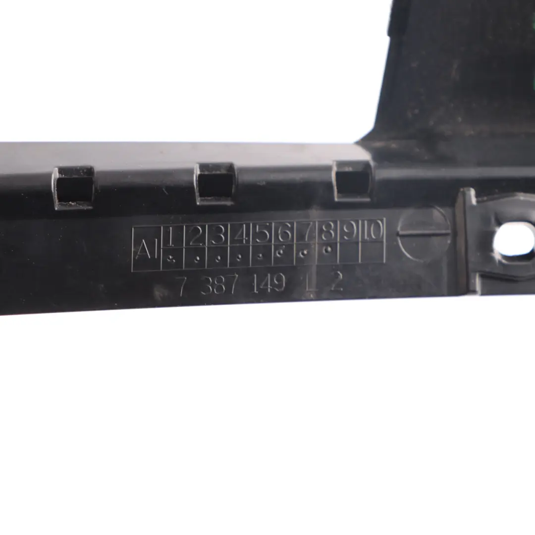 Pannello rivestimento della colonna posteriore sinistra per Mini Clubman F54 con numero di parte 7387149 Mini Clubman F54 Pannello rivestimento della colonna posteriore sinistra - SKU 7387149 - Numero di parte 7387149