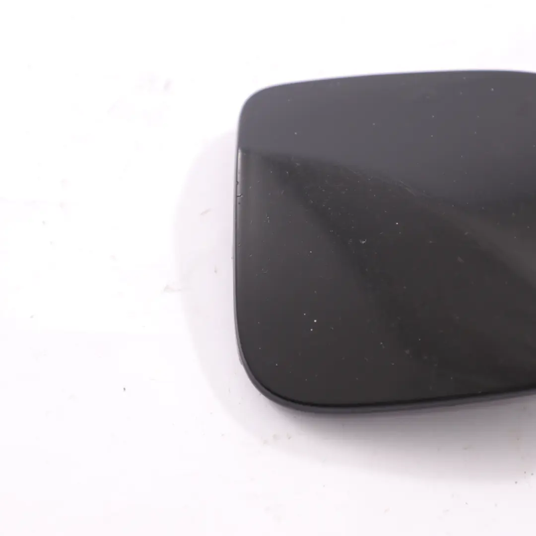 Tapa parachoques delantero gancho remolque Negro 668 7371725 para BMW F20 LCI con número de pieza 7387170 BMW F20 LCI Tapa parachoques delantero gancho remolque Negro 668 7371725 - SKU 7387170-SCH - Número de pieza 7387170