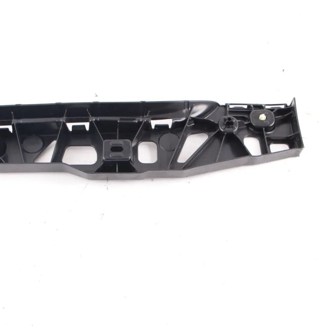 Bord Jupe BMW G30 G31 Support De Seuil Droit Side Mount Bracket pour à propos du numéro de pièce 7387348 Bord Jupe BMW G30 G31 Support De Seuil Droit Side Mount Bracket - SKU 7387348 - Numéro de pièce 7387348