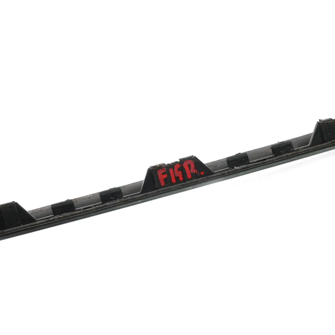 BMW X5 F15 Parabrisas Derecho Delantero Moldura Tira Gris Espacio A52 - SKU 7387918-SCG - Número de pieza 7387918
