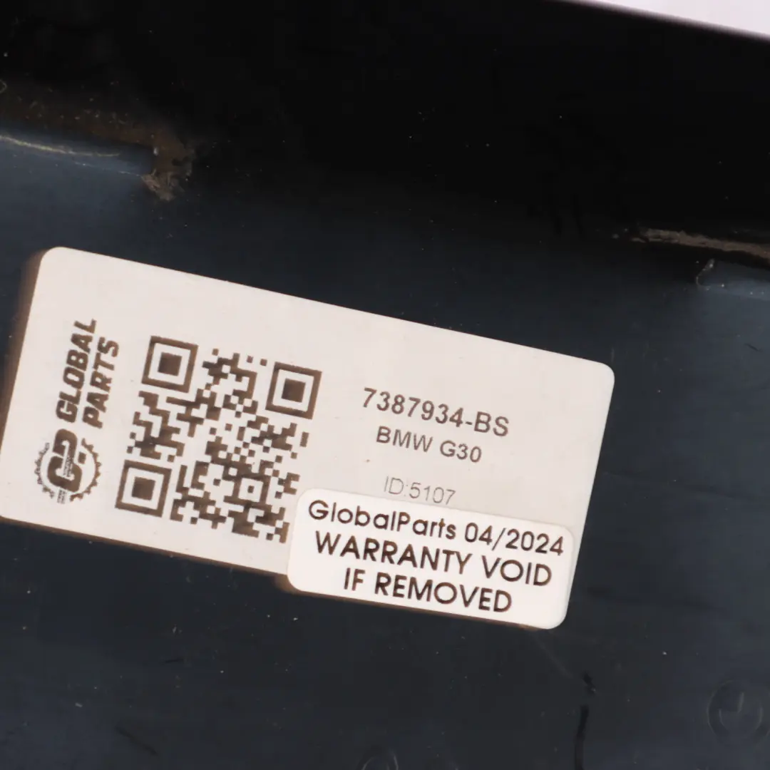 Fill in Flap Filler Cover Black Sapphire Metallic 475 to BMW G30 Fuel Cover with Part number 7387934 BMW G30 Fuel Cover Fill in Flap Filler Cover Black Sapphire Metallic 475 - SKU 7387934-BS - Part number 7387934