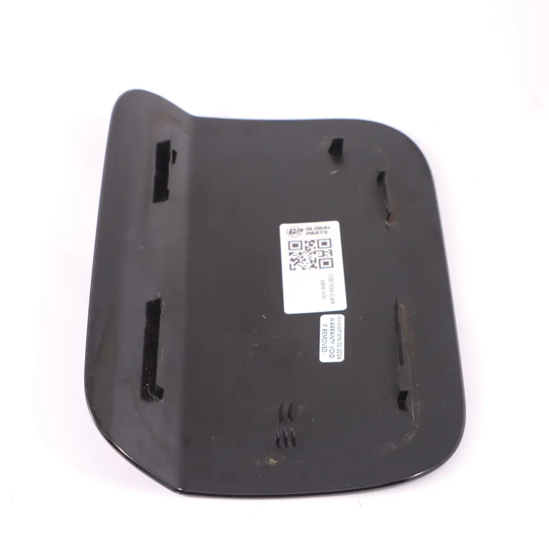 Couvercle remplissage de carburant noir carbone métallisé - 416 pour BMW G30 à propos du numéro de pièce 7387934 BMW G30 Couvercle remplissage de carburant noir carbone métallisé - 416 - SKU 7387934-CAR - Numéro de pièce 7387934