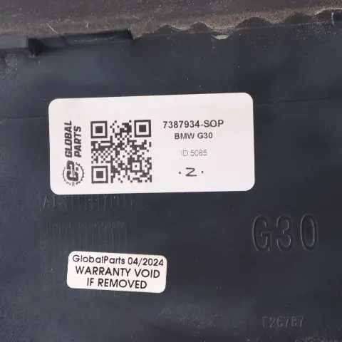 Fill-in Flap Filler Cover Sophisto Grey A90 to BMW G30 F90 Fuel Cover with Part number 7387934 BMW G30 F90 Fuel Cover Fill-in Flap Filler Cover Sophisto Grey A90 - SKU 7387934-SOP - Part number 7387934