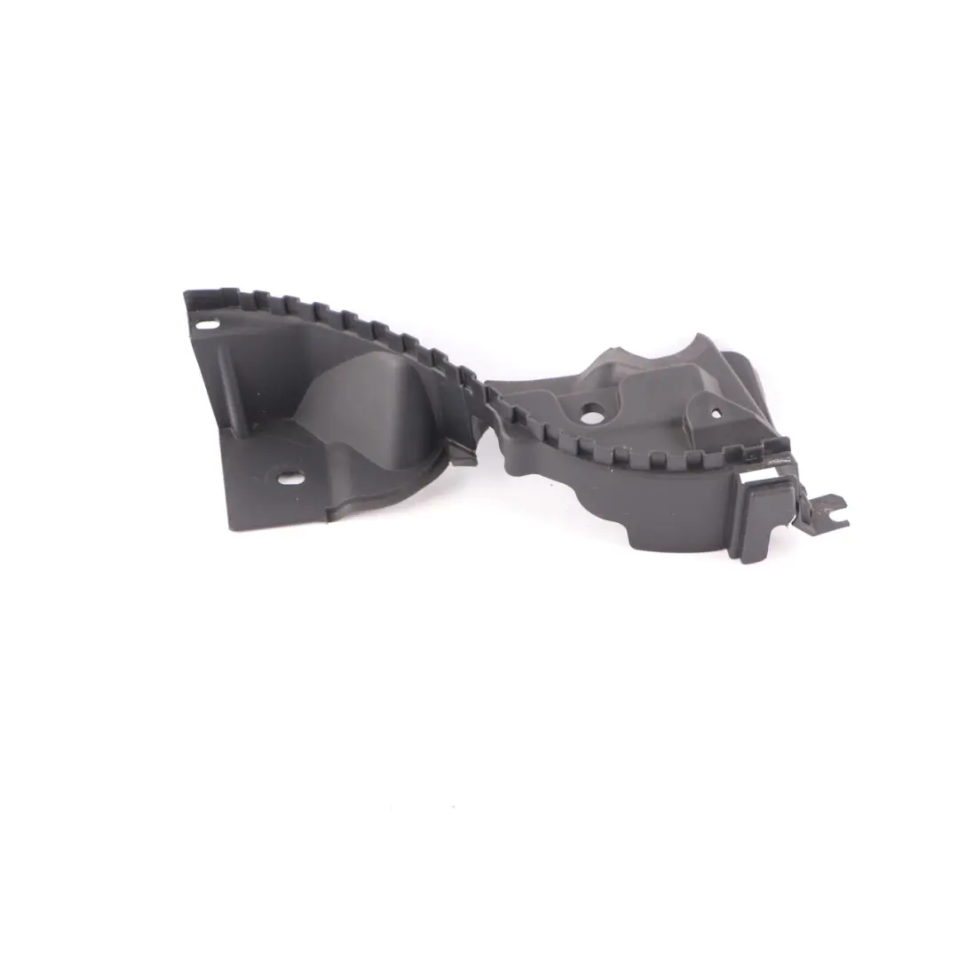 Montaje Sello Capó Delantero Izquierdo Embellecedor para Mini Countryman F60 con número de pieza 7388093 Mini Countryman F60 Montaje Sello Capó Delantero Izquierdo Embellecedor - SKU 7388093 - Número de pieza 7388093