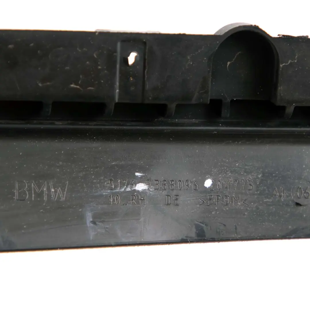 Parafango sigillante anteriore destro guarnizione cofano per Mini F60 Countryman con numero di parte 7388096 Mini F60 Countryman Parafango sigillante anteriore destro guarnizione cofano - SKU 7388096 - Numero di parte 7388096