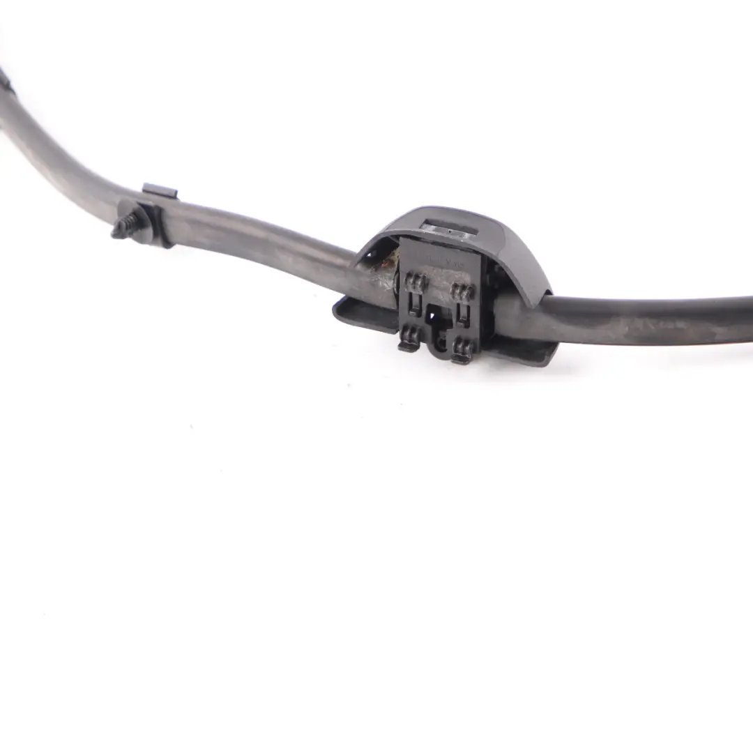 Windscreen Wash Washer Pipe Hose Line Nozzle Array to BMW G30 G31 with Part number 7388756 BMW G30 G31 Windscreen Wash Washer Pipe Hose Line Nozzle Array - SKU 7388756 - Part number 7388756