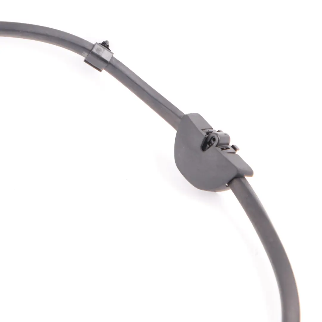 Windscreen Wash Washer Pipe Hose Line Nozzle Array to BMW G30 G31 with Part number 7388756 BMW G30 G31 Windscreen Wash Washer Pipe Hose Line Nozzle Array - SKU 7388756 - Part number 7388756