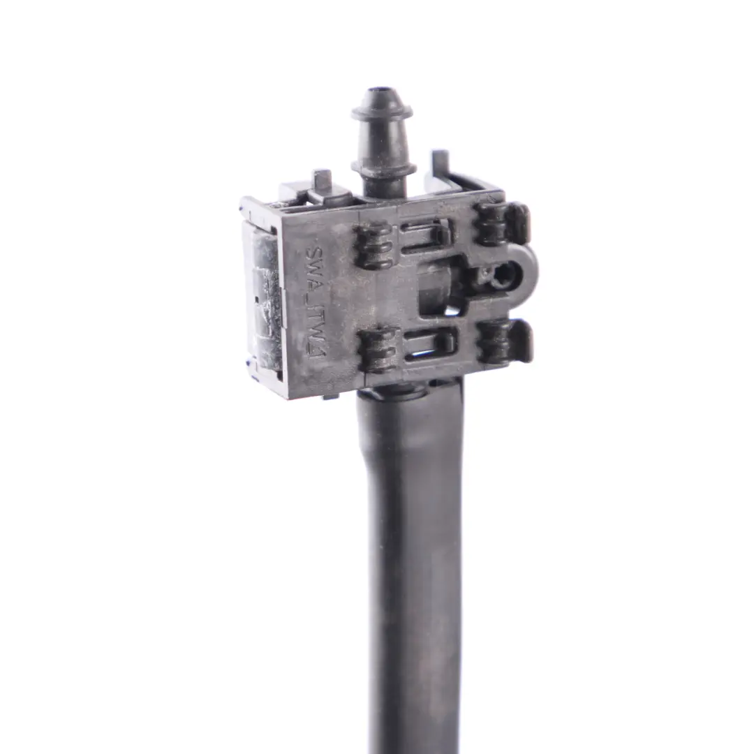 Windscreen Wash Washer Pipe Hose Line Nozzle Array to BMW G30 G31 with Part number 7388756 BMW G30 G31 Windscreen Wash Washer Pipe Hose Line Nozzle Array - SKU 7388756 - Part number 7388756