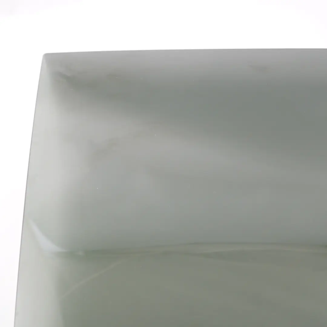 vetri laterali porta posteriore destra AS3 Nero SSG per BMW X1 F48 con numero di parte 7388870 BMW X1 F48 vetri laterali porta posteriore destra AS3 Nero SSG - SKU 7388870 - Numero di parte 7388870