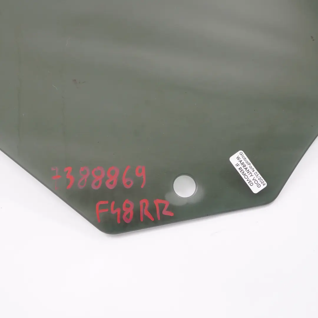 Fenêtre Latérale Porte Vitrée Arrière Droite AS3 Noir SSG pour BMW X1 F48 à propos du numéro de pièce 7388870 BMW X1 F48 Fenêtre Latérale Porte Vitrée Arrière Droite AS3 Noir SSG - SKU 7388870 - Numéro de pièce 7388870