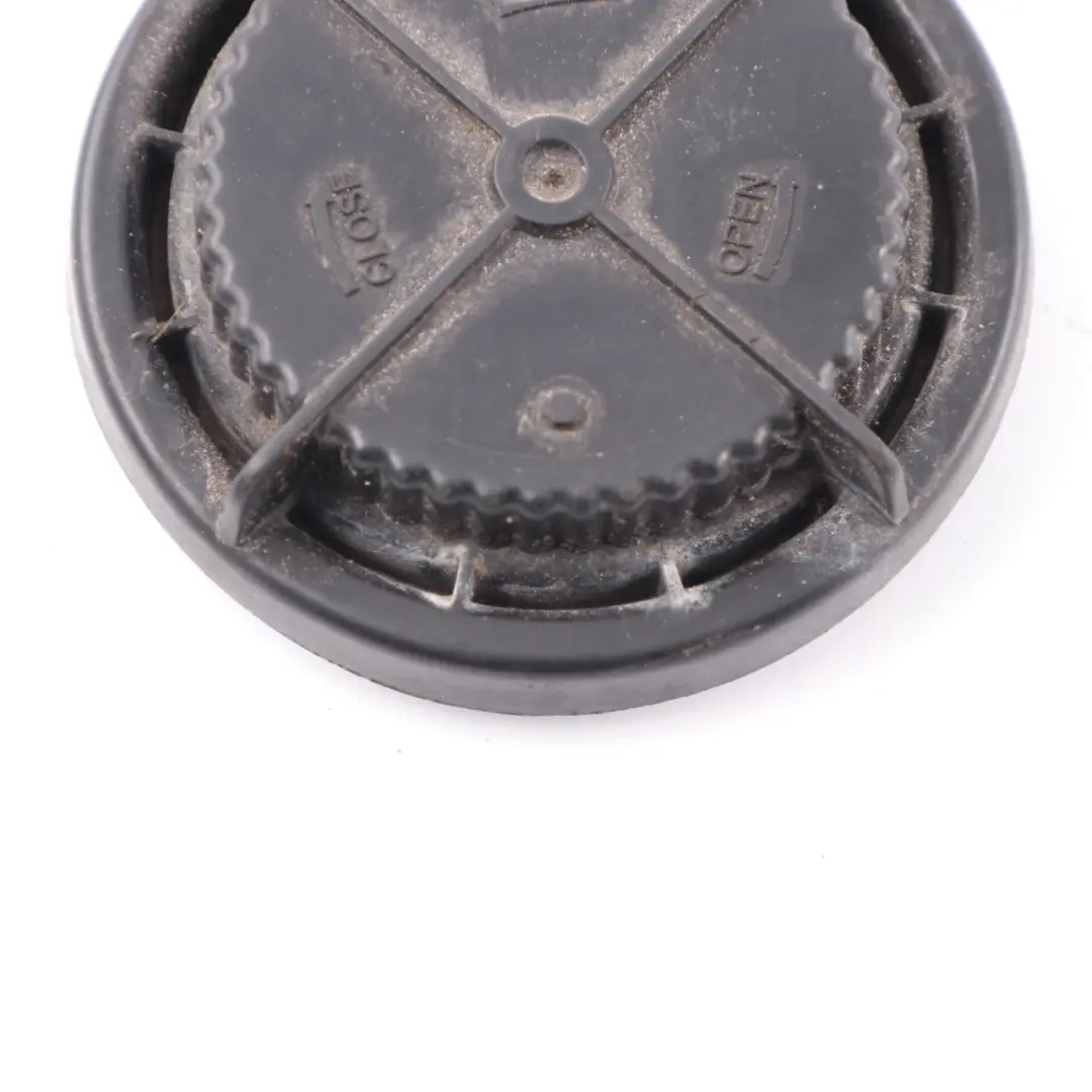 BMW F22 F23 Headlight Lamp Bulb Cap Dust Cover Left Right N/O/S Valeo 89502908 - SKU 7388914 - Part number 7388914
