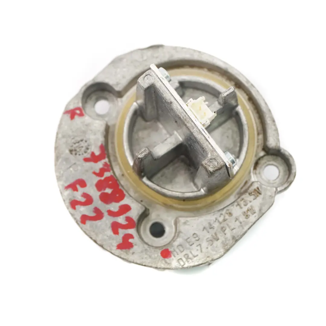 anteriore destra Faro LED Modulo di controllo DRL MDE914128 per BMW F22 F23 F87 con numero di parte 7388924 BMW F22 F23 F87 anteriore destra Faro LED Modulo di controllo DRL MDE914128 - SKU 7388924 - Numero di parte 7388924