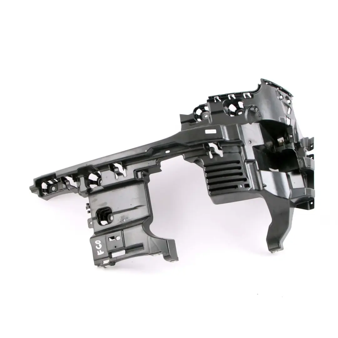 Supporto paraurti posteriore destro Supporto guida per Mini Countryman F60 con numero di parte 7389358 Mini Countryman F60 Supporto paraurti posteriore destro Supporto guida - SKU 7389358 - Numero di parte 7389358