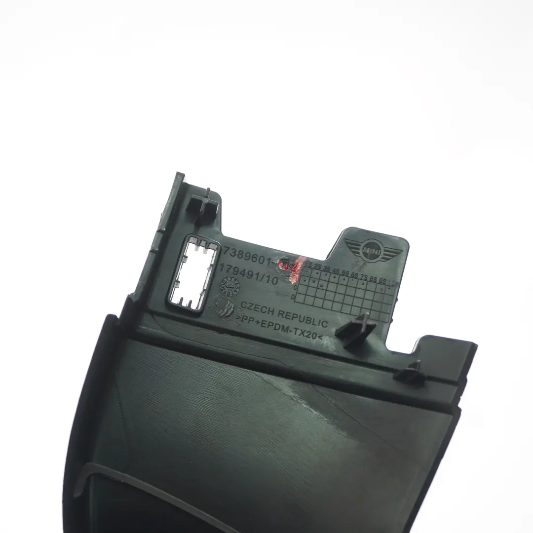 Couvercle de hayon arrière gauche pour Mini F60 Countryman à propos du numéro de pièce 7389601 Mini F60 Countryman Couvercle de hayon arrière gauche - SKU 7389601-1 - Numéro de pièce 7389601