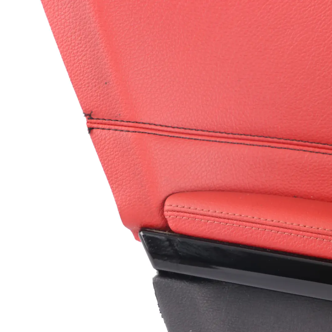 Seiten Verkleidung Hinten Links Seite Abdeckung Leder Schwarz Rot für BMW F32 mit Teilenummer 7389673 BMW F32 Seiten Verkleidung Hinten Links Seite Abdeckung Leder Schwarz Rot - SKU 7389673 - Teilenummer 7389673