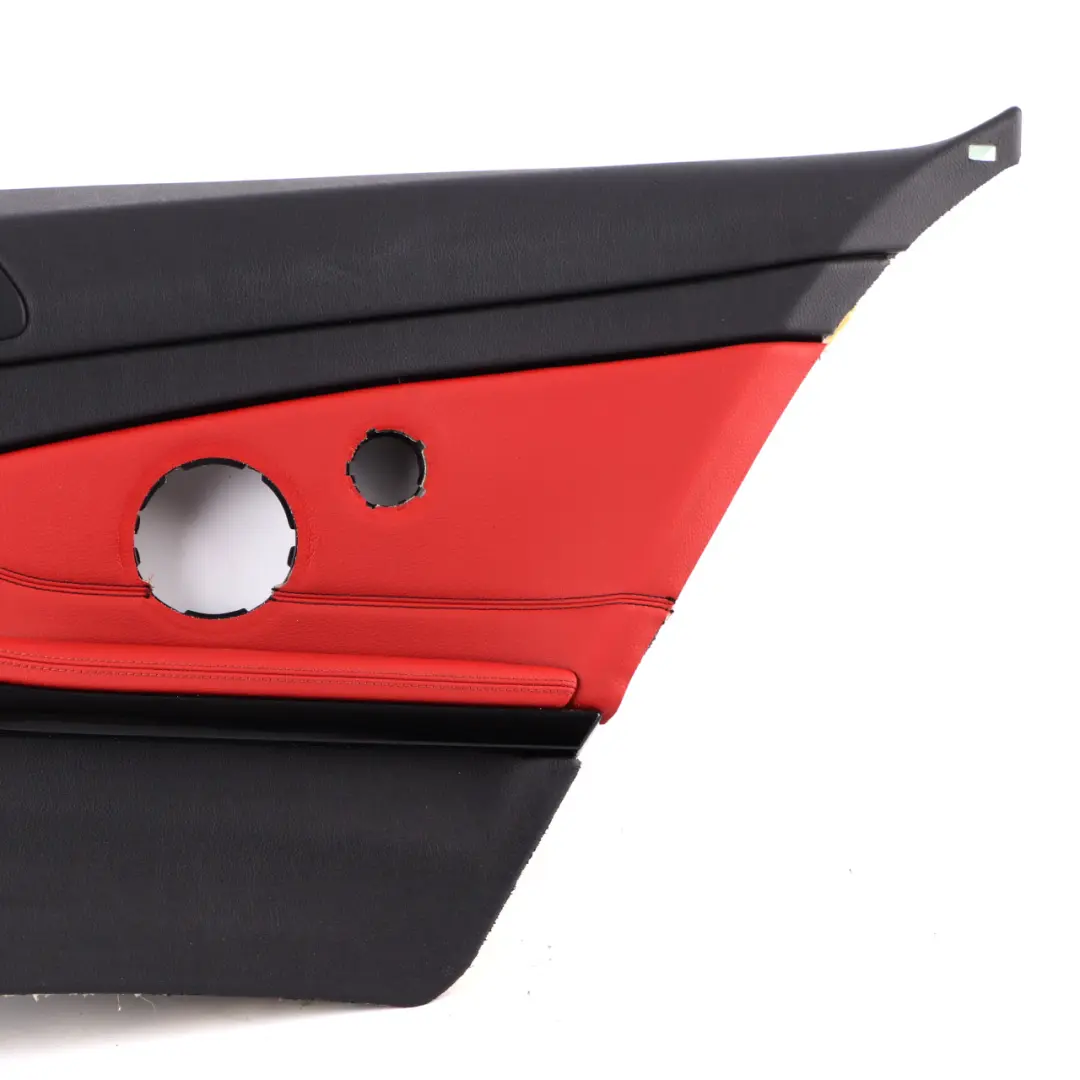 BMW F32 Panneau latéral garniture arrière droit Housse HiFi Cuir Noir Rouge - SKU 7389760 - Numéro de pièce 7389760