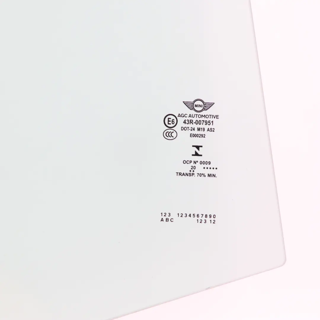 Vitre De Porte Arrière Droite Côté Extérieur AS2 pour Mini Countryman F60 à propos du numéro de pièce 7390084 Mini Countryman F60 Vitre De Porte Arrière Droite Côté Extérieur AS2 - SKU 7390084 - Numéro de pièce 7390084