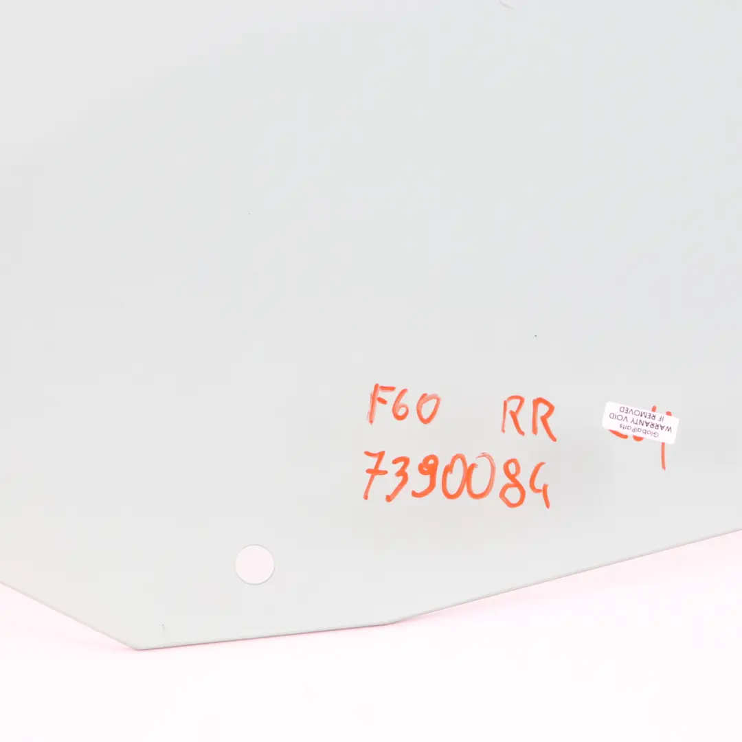 Finestrino Porta Vetro Lato Posteriore Sinistro AS2 per Mini F60 Countryman con numero di parte 7390083 Mini F60 Countryman Finestrino Porta Vetro Lato Posteriore Sinistro AS2 - SKU 7390083 - Numero di parte 7390083