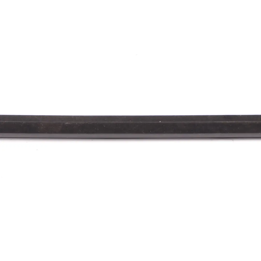 Mini F60 Countryman Canal d'étanchéité Joint porte Avant gauche - SKU 7390097 - Numéro de pièce 7390097