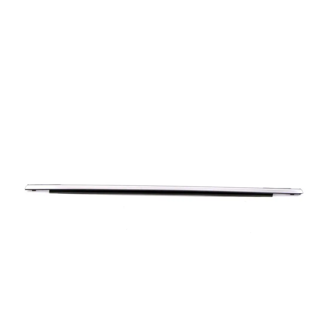 Mini F60 Countryman Couvercle Canal Porte Extérieure Avant Gauche Chrome - SKU 7390099 - Numéro de pièce 7390099