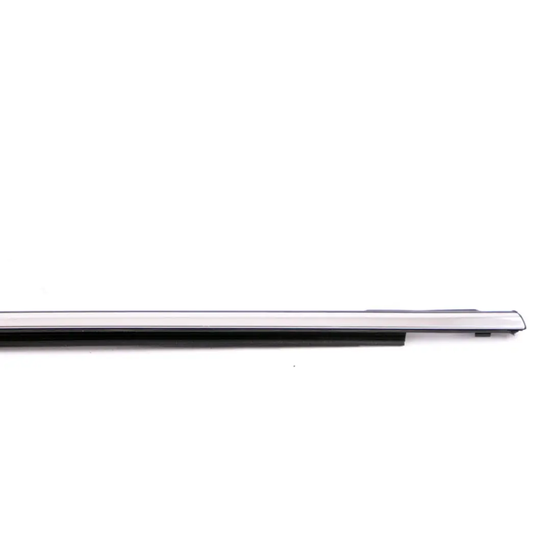 Mini F60 Countryman Couvercle Canal Porte Extérieure Avant Gauche Chrome - SKU 7390099 - Numéro de pièce 7390099