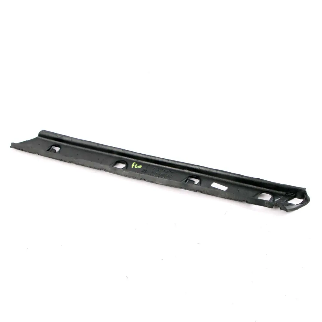 Mini Countryman F60 Junta Pilar A Embellecedor Delantero Izquierdo - SKU 7390103 - Número de pieza 7390103