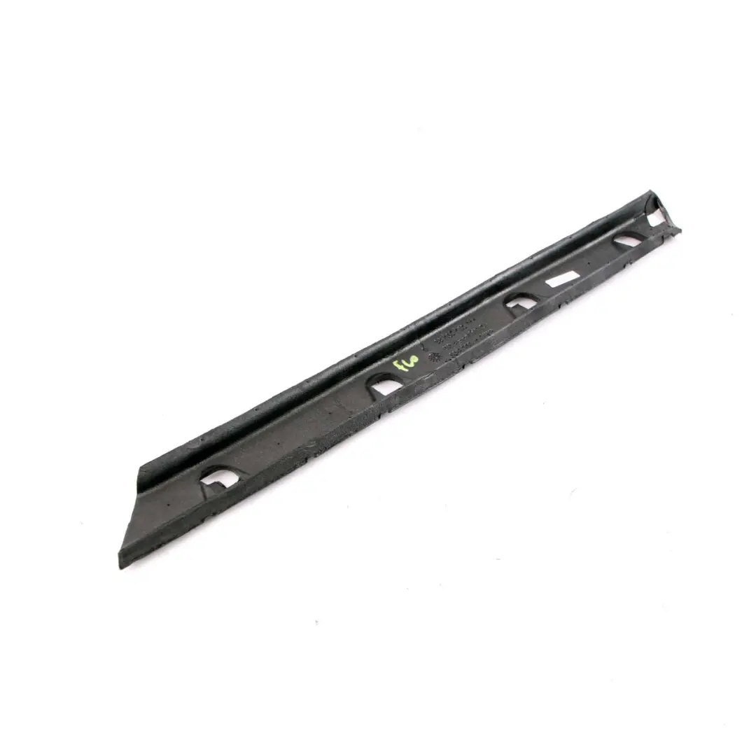 Mini Countryman F60 Junta Pilar A Embellecedor Delantero Izquierdo - SKU 7390103 - Número de pieza 7390103