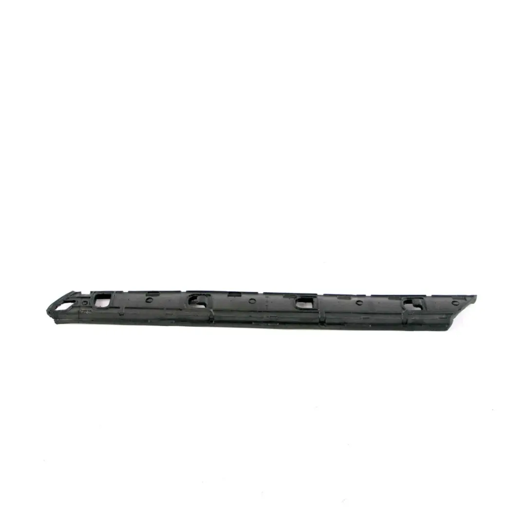 Junta Pilar A Embellecedor Delantero Derecho para Mini Countryman F60 con número de pieza 7390104 Mini Countryman F60 Junta Pilar A Embellecedor Delantero Derecho - SKU 7390104 - Número de pieza 7390104