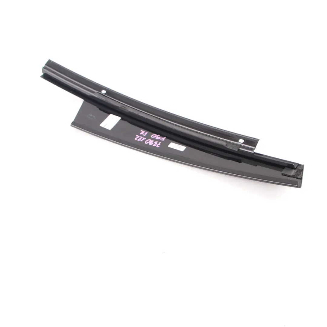 Couvre pilier B BMW G30 G31 Colonne Porte Avant Droite Brillant pour à propos du numéro de pièce 7390122 Couvre pilier B BMW G30 G31 Colonne Porte Avant Droite Brillant - SKU 7390122 - Numéro de pièce 7390122