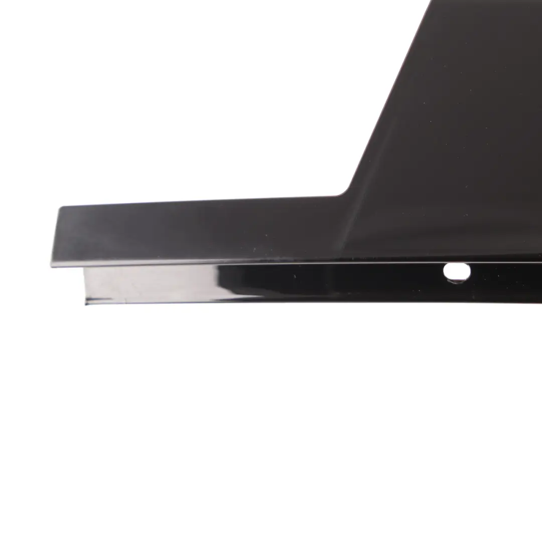 Tapa Pilar B BMW G30 G31 Columna Puerta Delantera Derecha Alto Brillo para con número de pieza 7390122 Tapa Pilar B BMW G30 G31 Columna Puerta Delantera Derecha Alto Brillo - SKU 7390122 - Número de pieza 7390122