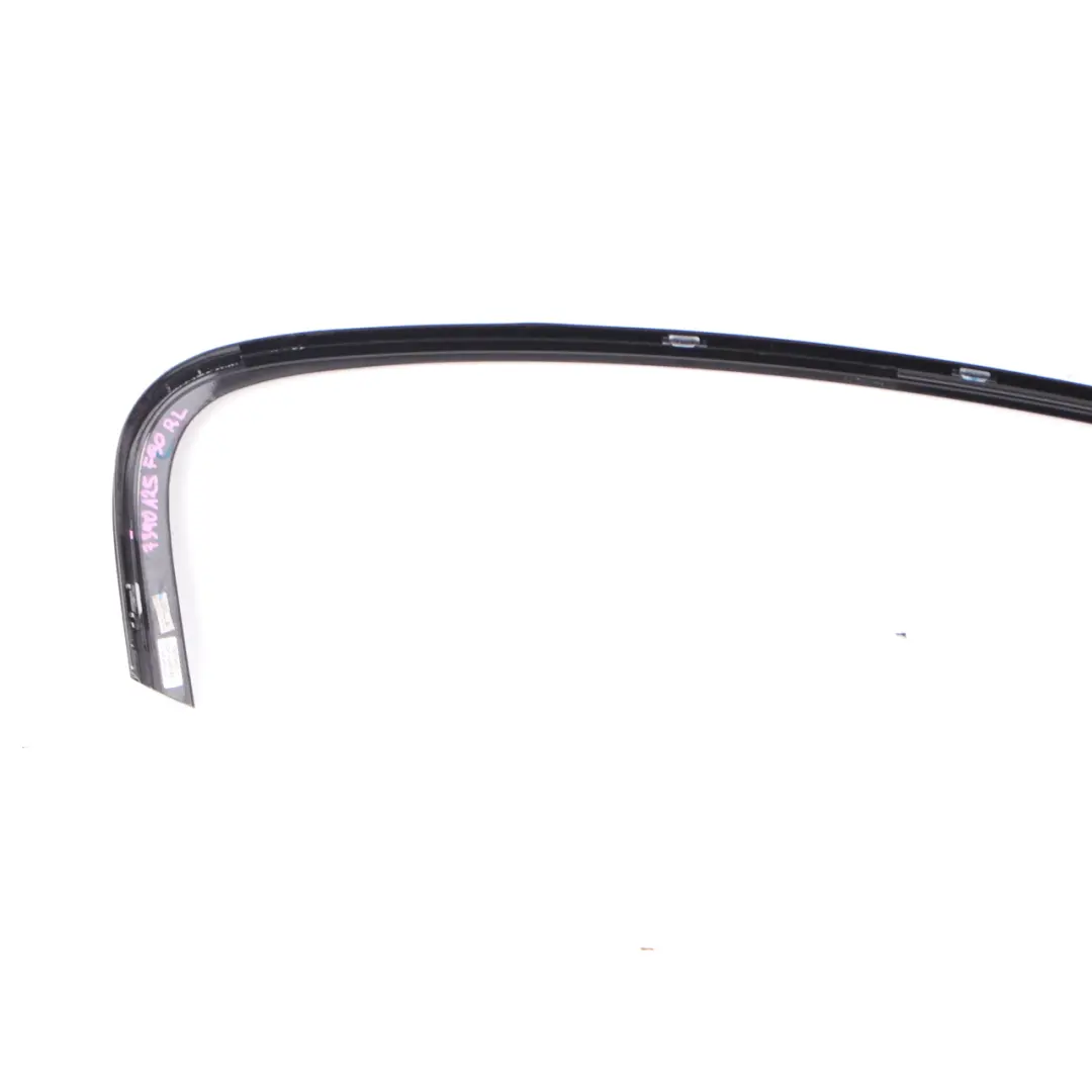 BMW G30 Cadre Fenêtre Moulure Bande d'Habillage Arrière Gauche Brillant - SKU 7390125 - Numéro de pièce 7390125