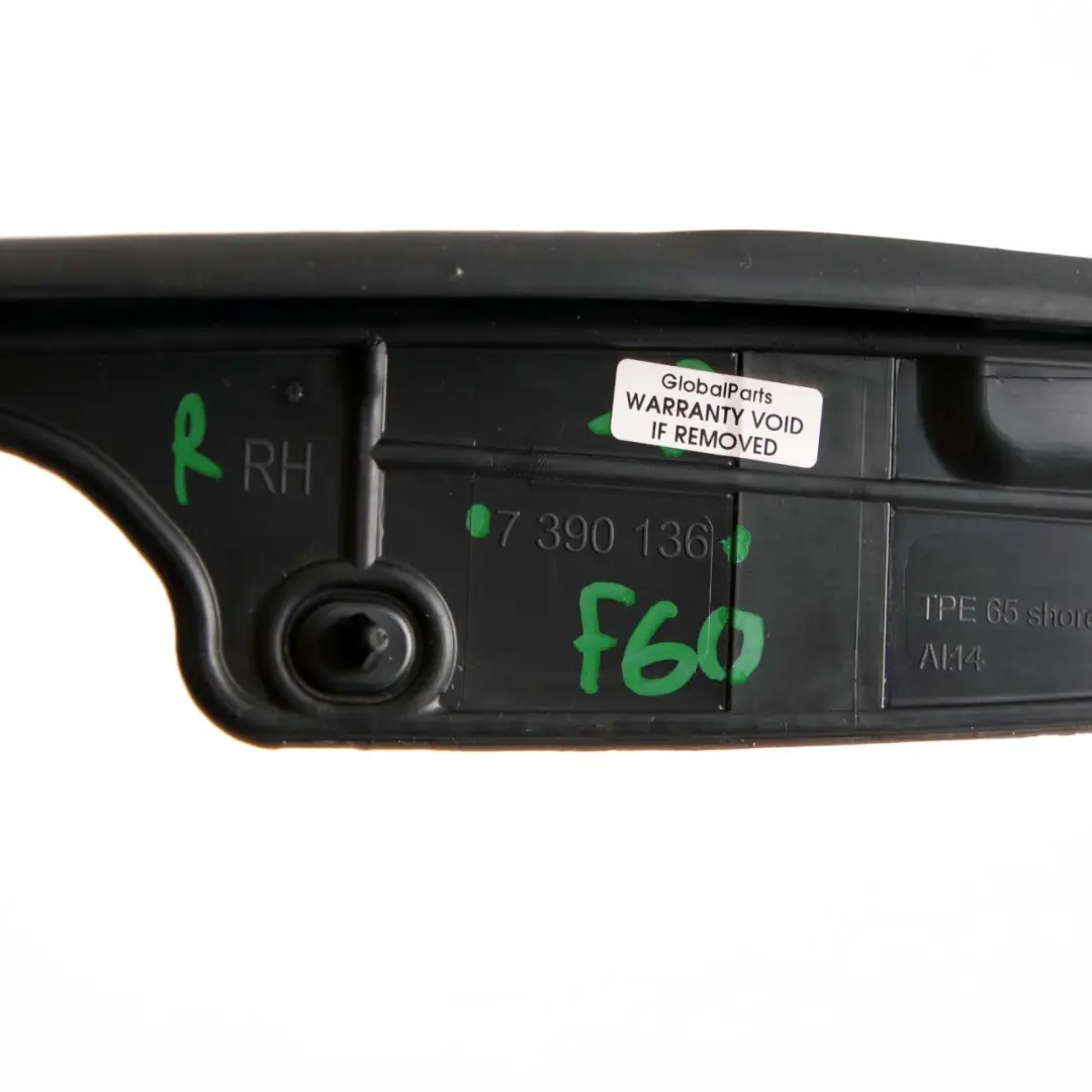 Garniture Montant B Couvercle Porte Arrière Droit pour Mini Countryman F60 à propos du numéro de pièce 7390136 Mini Countryman F60 Garniture Montant B Couvercle Porte Arrière Droit - SKU 7390136 - Numéro de pièce 7390136