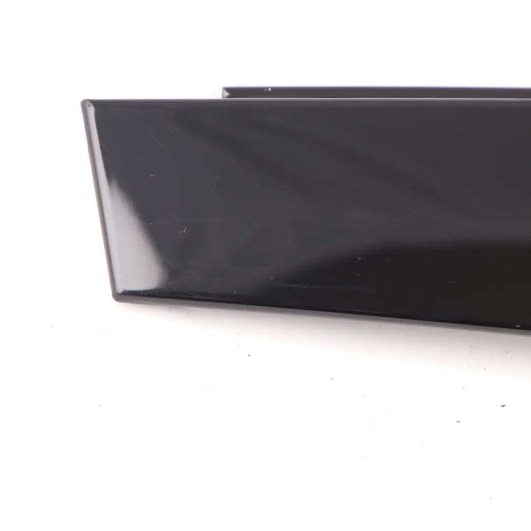  Pilar puerta BMW G30 G31 Acabado Tapa Columna B Trasera Izquierda Alto Brillo - SKU 7390139 - Número de pieza 7390139