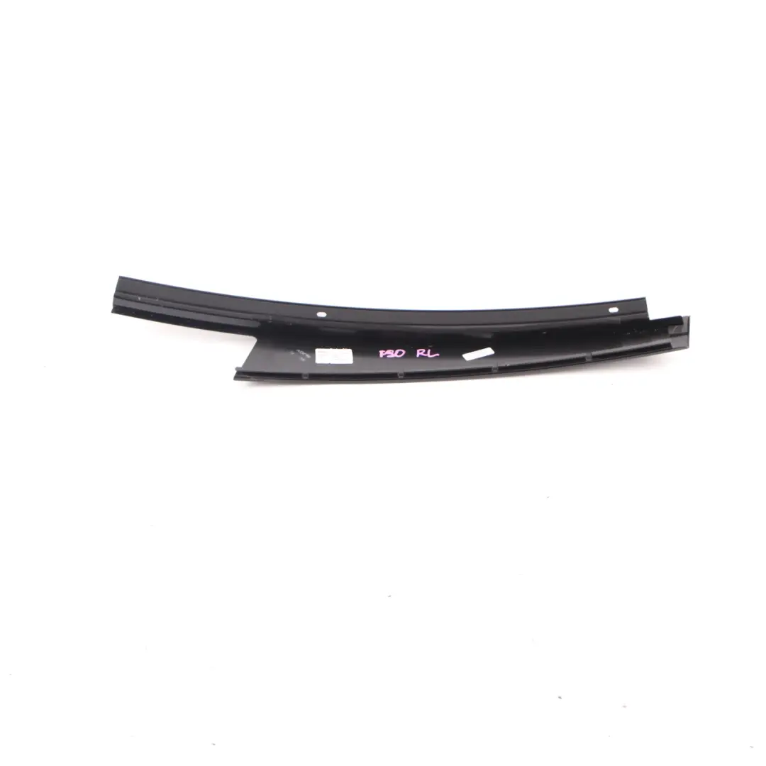 Pilar puerta BMW G30 G31 Acabado Tapa Columna B Trasera Izquierda Alto Brillo para con número de pieza 7390139 Pilar puerta BMW G30 G31 Acabado Tapa Columna B Trasera Izquierda Alto Brillo - SKU 7390139 - Número de pieza 7390139