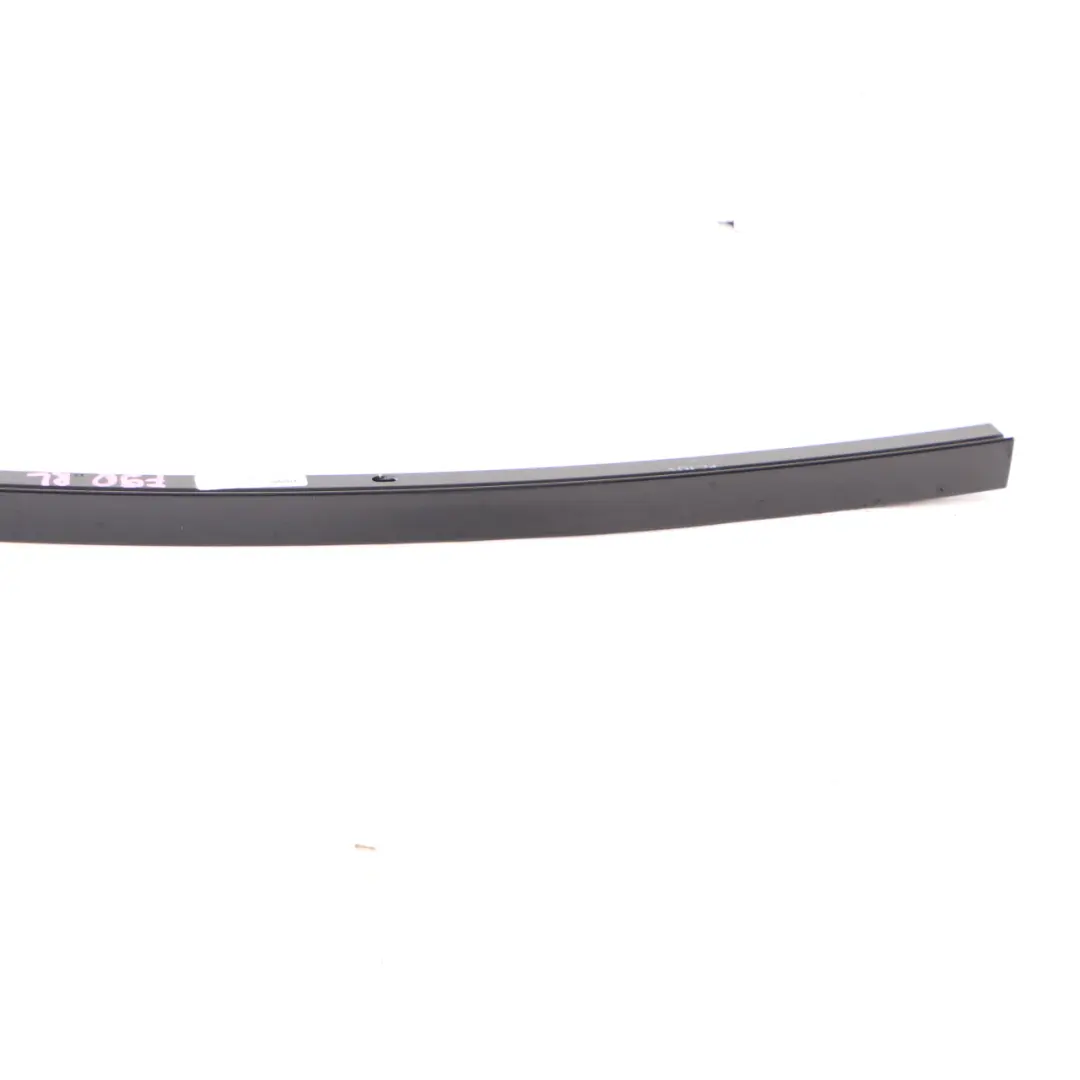 BMW G30 Guide fenêtres Garniture du pilier arrière gauche Bande Brillant - SKU 7390141 - Numéro de pièce 7390141