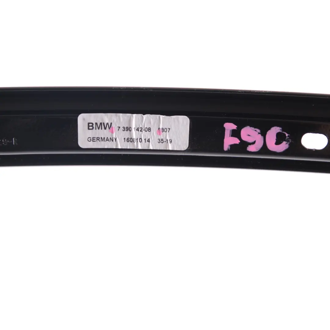 Window Guide Rear Right O/S Pillar Trim Strip High Gloss to BMW G30 with Part number 7390142 BMW G30 Window Guide Rear Right O/S Pillar Trim Strip High Gloss - SKU 7390142 - Part number 7390142