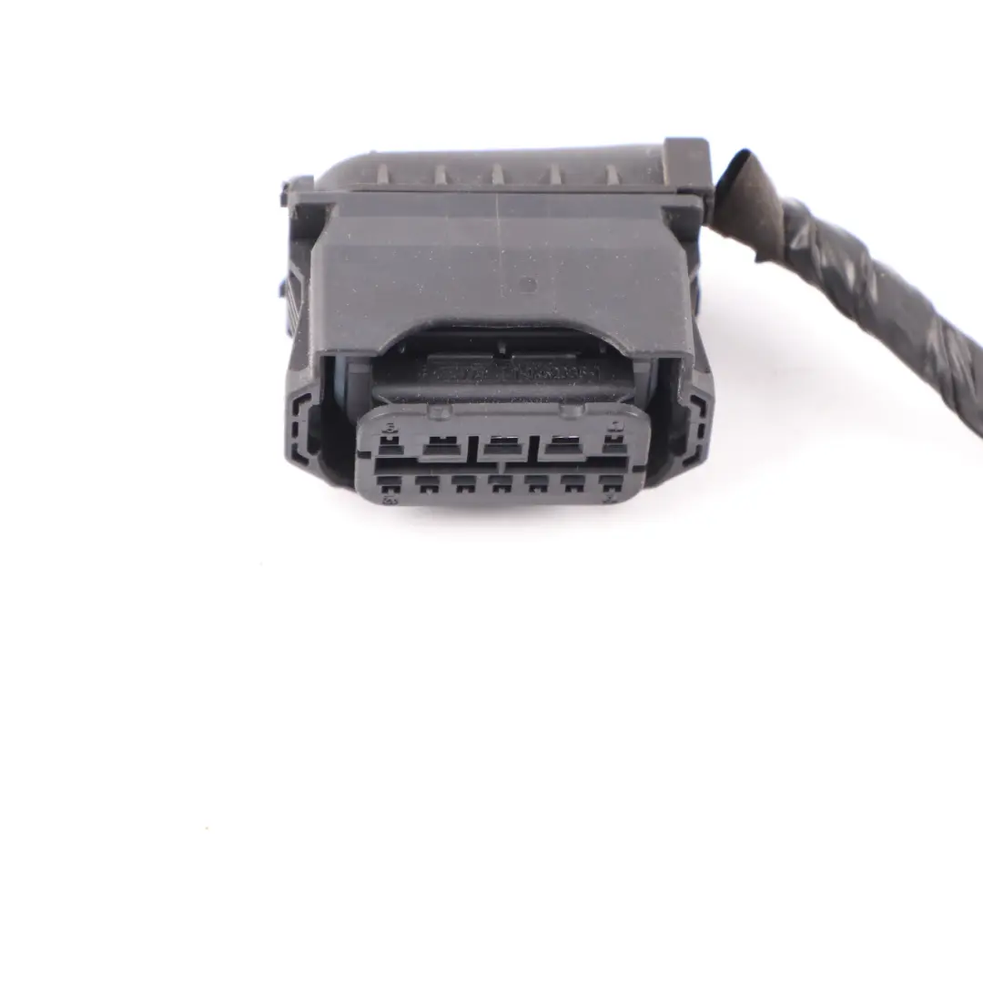 Mini Countryman F60 Headlight Lamp Front Right O/S Plug Socket Wiring 6925638 - SKU 7390150-2 - Part number 7390150