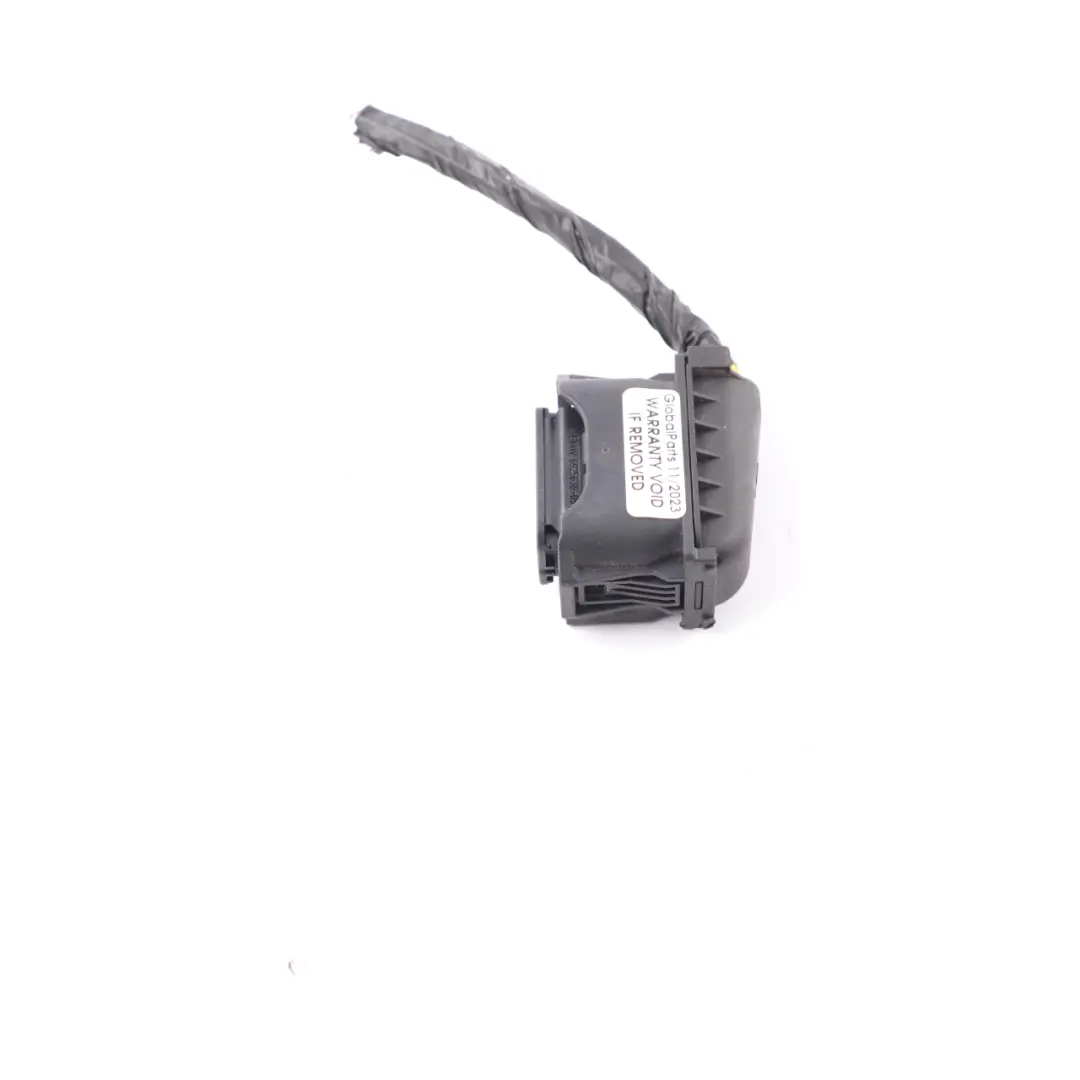 Mini Countryman F60 Headlight Lamp Front Right O/S Plug Socket Wiring 6925638 - SKU 7390150-2 - Part number 7390150