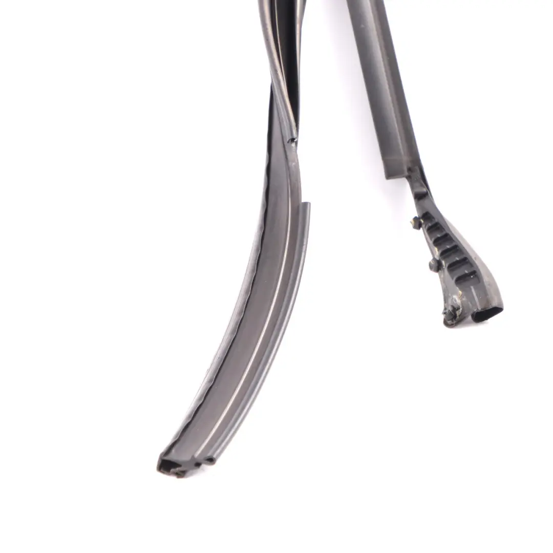 Mini F60 Guarnizione finestrino della porta Guida della posteriore sinistra - SKU 7390165 - Numero di parte 7390165