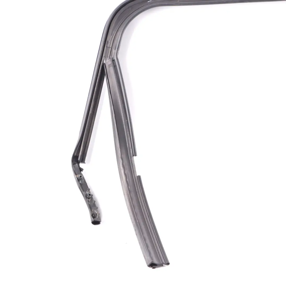 Mini F60 Countryman Door Window Seal Guide Rear Left Door Gasket - SKU 7390165 - Part number 7390165