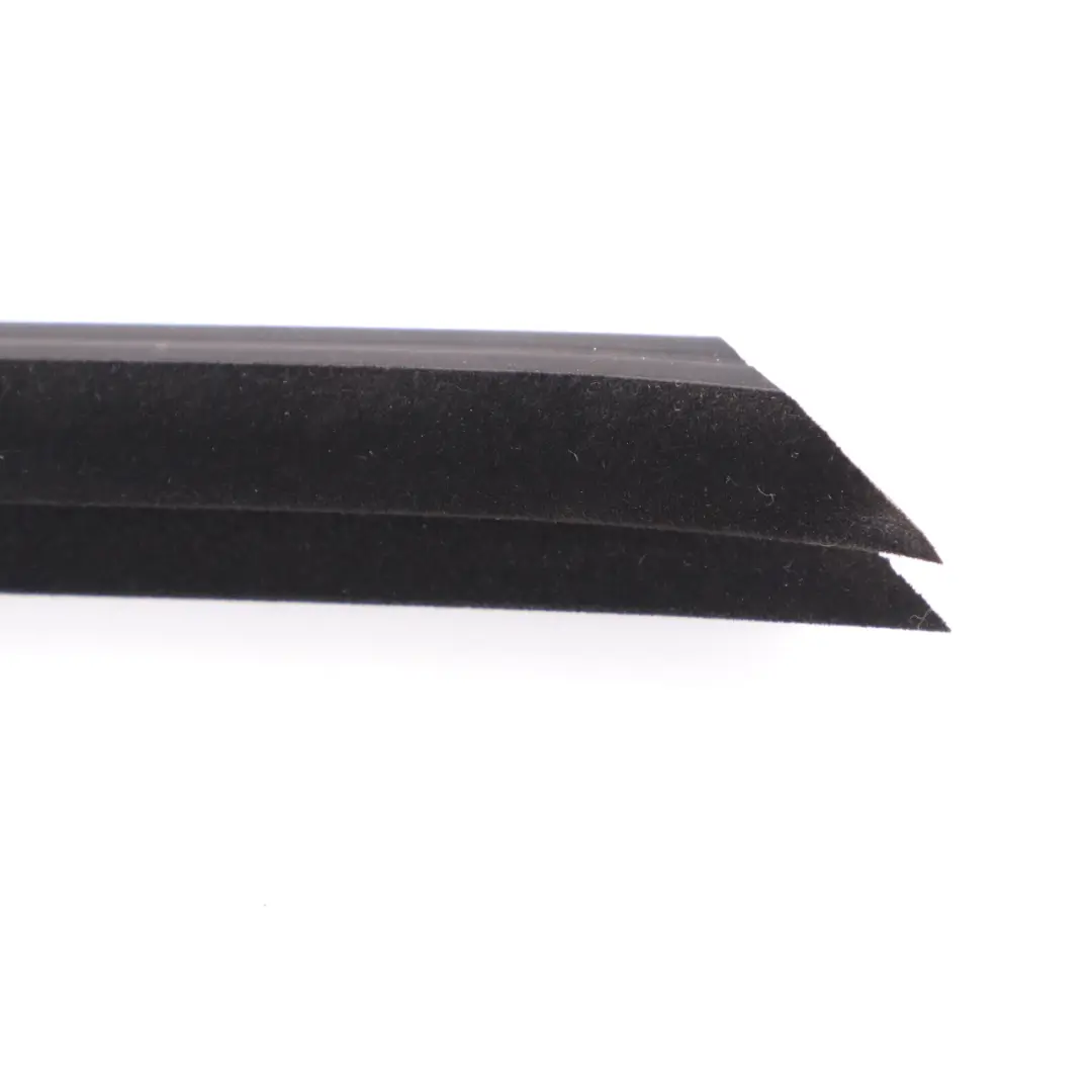 Fenster Dichtung Tür hinten rechts Kanal für Mini Countryman F60 mit Teilenummer 7390168 Mini Countryman F60 Fenster Dichtung Tür hinten rechts Kanal - SKU 7390168 - Teilenummer 7390168