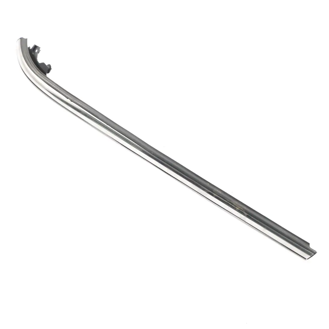 Garniture extérieur latéral arrière droit pour Mini F60 Countryman à propos du numéro de pièce 7390174 Mini F60 Countryman Garniture extérieur latéral arrière droit - SKU 7390174-1 - Numéro de pièce 7390174