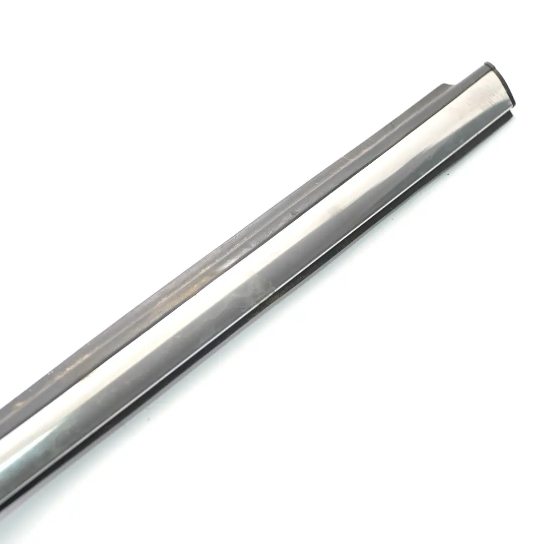 Garniture extérieur latéral arrière droit pour Mini F60 Countryman à propos du numéro de pièce 7390174 Mini F60 Countryman Garniture extérieur latéral arrière droit - SKU 7390174-1 - Numéro de pièce 7390174