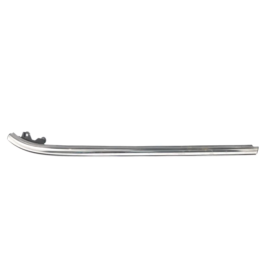 Modanatura esterna carrozzeria laterale destro per MINI F60 Countryman con numero di parte 7390174 MINI F60 Countryman Modanatura esterna carrozzeria laterale destro - SKU 7390174 - Numero di parte 7390174