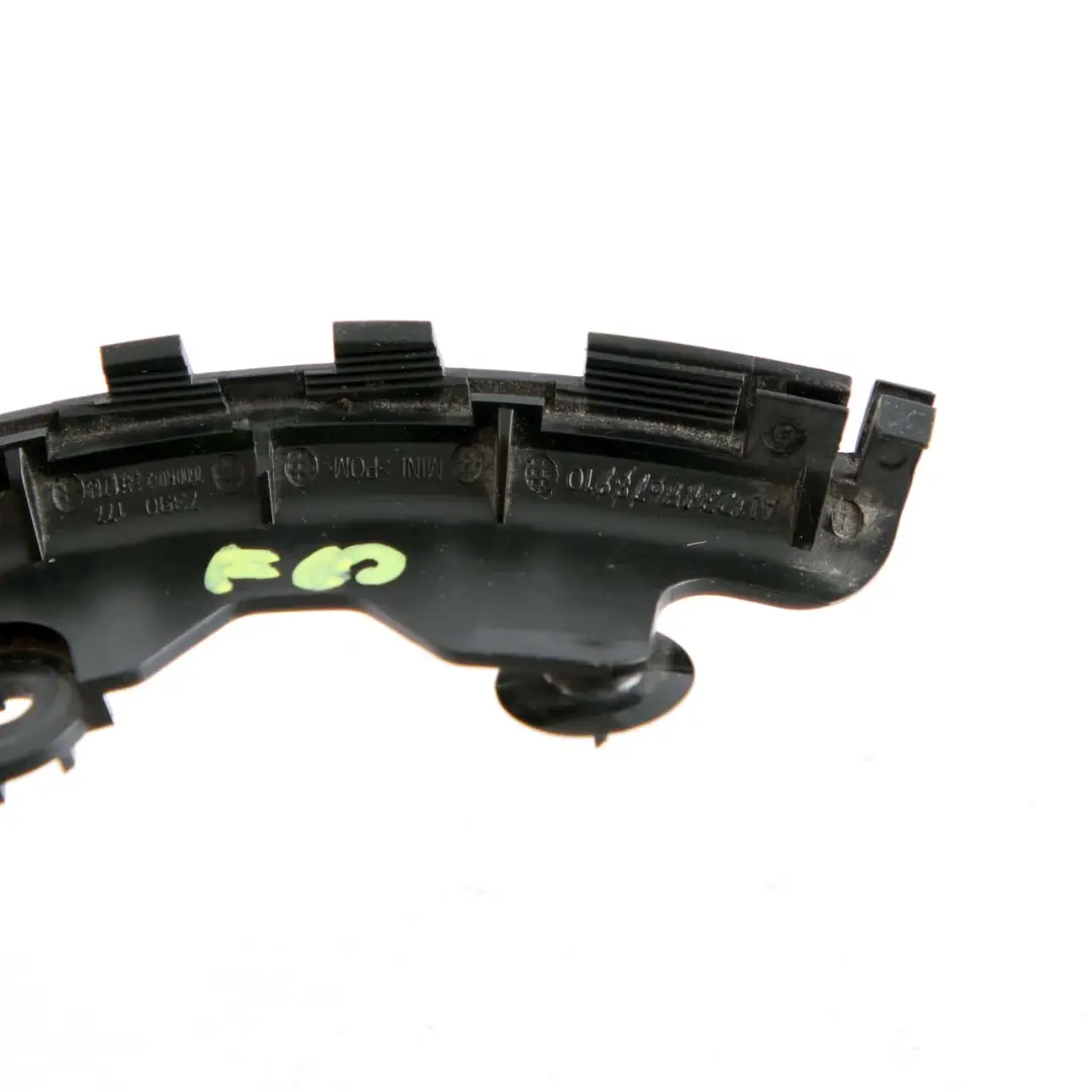 Montaje Tira Embellecedor Pilar D Izquierdo para Mini Countryman F60 con número de pieza 7390177 Mini Countryman F60 Montaje Tira Embellecedor Pilar D Izquierdo - SKU 7390177 - Número de pieza 7390177