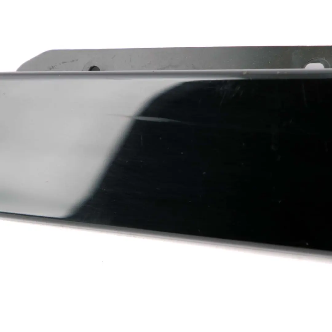 Mini F60 Countryman Cache Colonne B Porte Arrière Gauche High Gloss - SKU 7390183 - Numéro de pièce 7390183