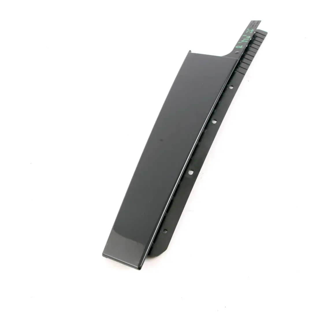 Couvercle Colonne B Porte Arrière Strip Brillant pour Mini F60 Countryman à propos du numéro de pièce 7390184 Mini F60 Countryman Couvercle Colonne B Porte Arrière Strip Brillant - SKU 7390184 - Numéro de pièce 7390184