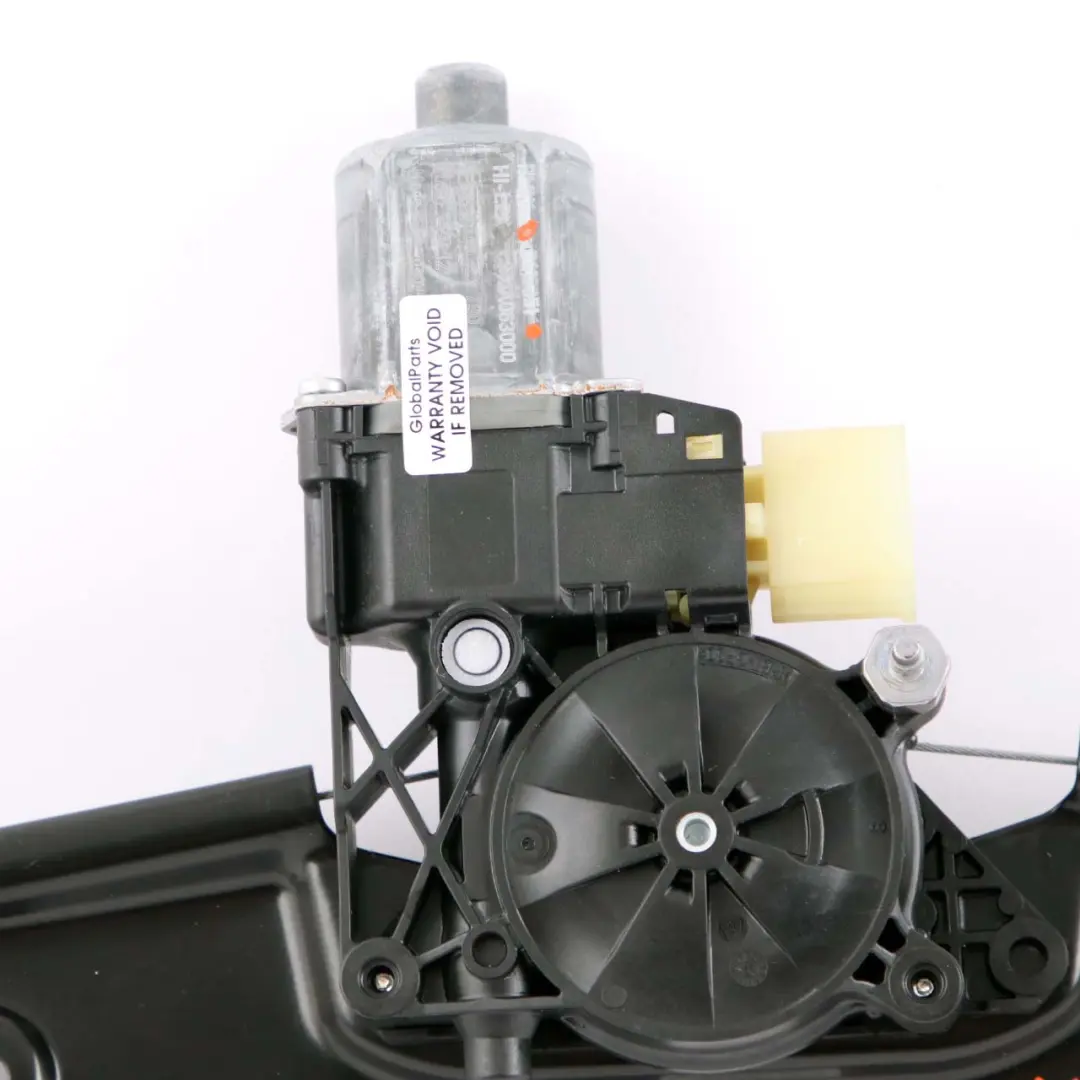 Lève Vitre Avec Moteur Arrière Gauche pour Mini F60 Countryman à propos du numéro de pièce 7390243 Mini F60 Countryman Lève Vitre Avec Moteur Arrière Gauche - SKU 7390243 - Numéro de pièce 7390243